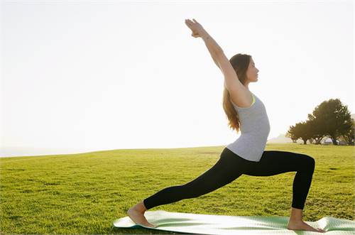 Nâng cao sức khỏe và trí tuệ bằng yoga
