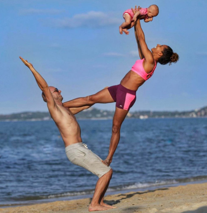 Gia đình Yoga nổi tiếng thế giới: Vì sao họ dành trọn đam mê và tình yêu cho Yoga? - Ảnh 3.
