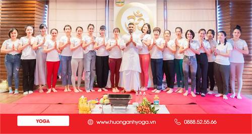Lễ khai giảng khóa đào tạo HLV Yoga 200h YTTC K42 - Bắt đầu cuộc Hành trình trở thành HLV Yoga