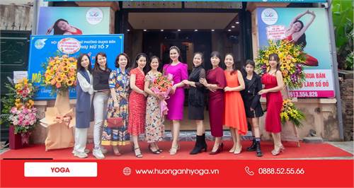 Chúc mừng khai trương CLB Yoga Thu Hà - Cựu học viên Khóa đào tạo HLV Yoga 200h YTTC K89