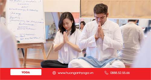 Chuyên đề Yoga trị liệu trong khóa học Yoga Trị Liệu 70H - K20 của Master Raj Kamal 