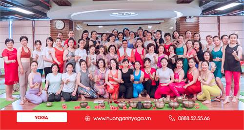http://huonganhyoga.vn/chuyen-de-10-nam-hanh-trinh-thap-sang-yoga-thien-chuong-master-virender.html
