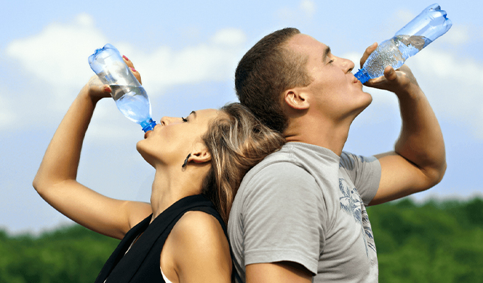 Uống nước giúp thải độc, tăng cường quá trình phục hồi cơ bắp