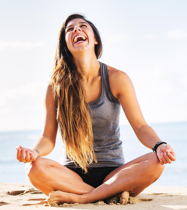Các tư thế tập yoga giúp giảm stress và ngăn ngừa lão hóa - Ảnh 1.