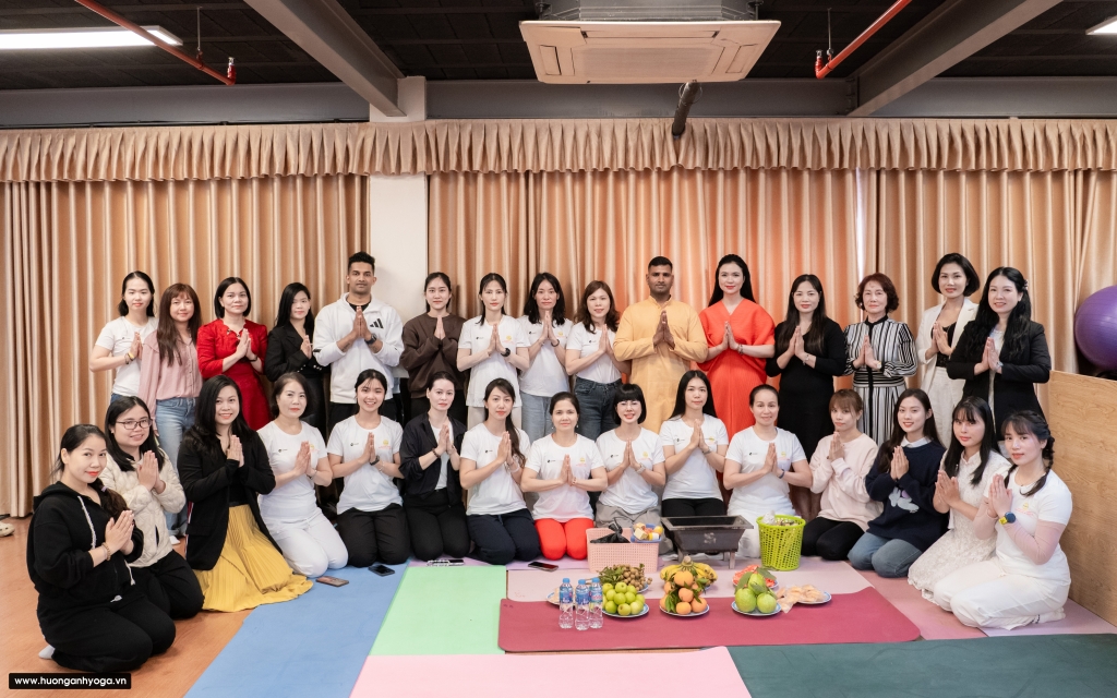 Hương Anh Yoga Academy
