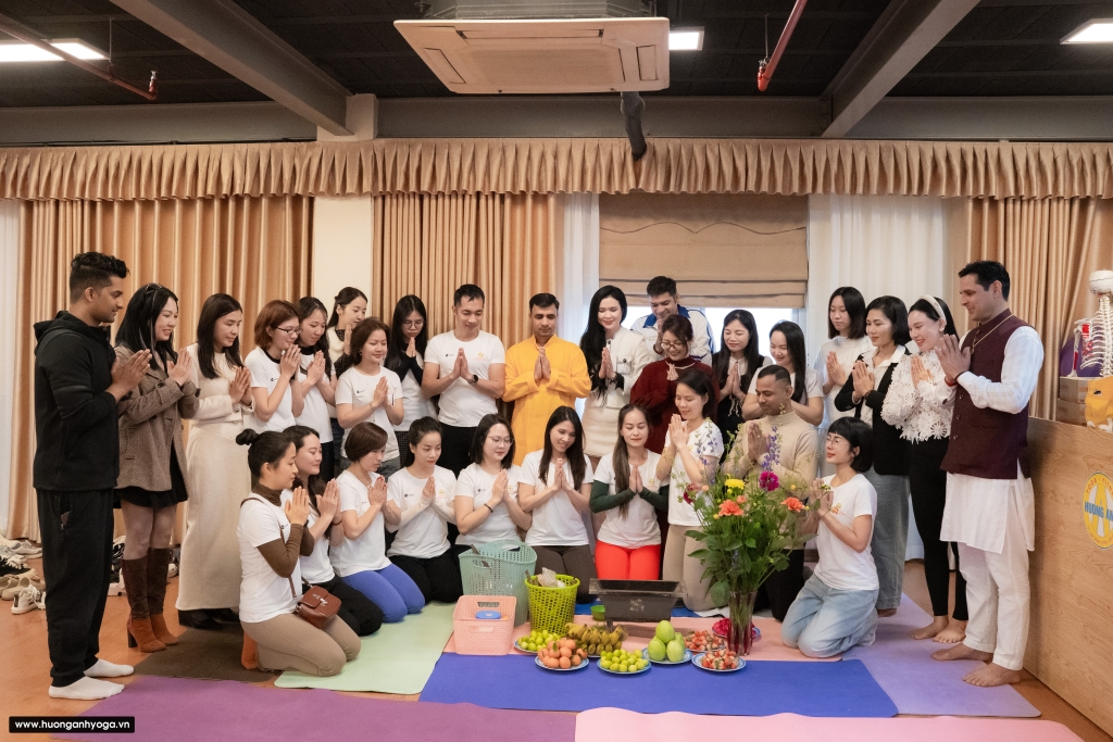 Hương Anh Yoga Academy