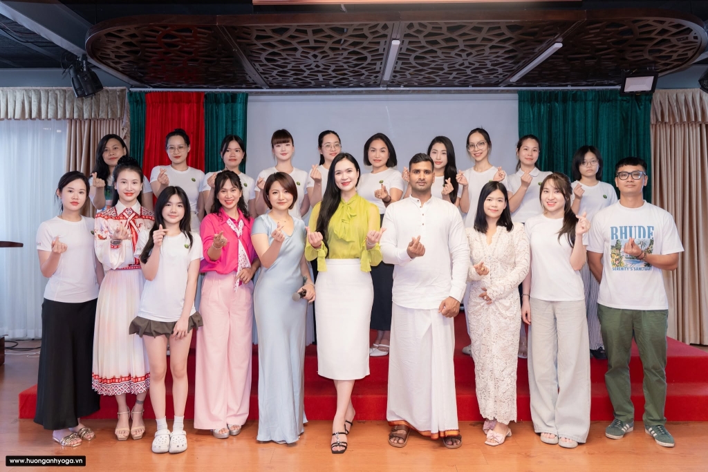 Hương Anh Yoga Academy